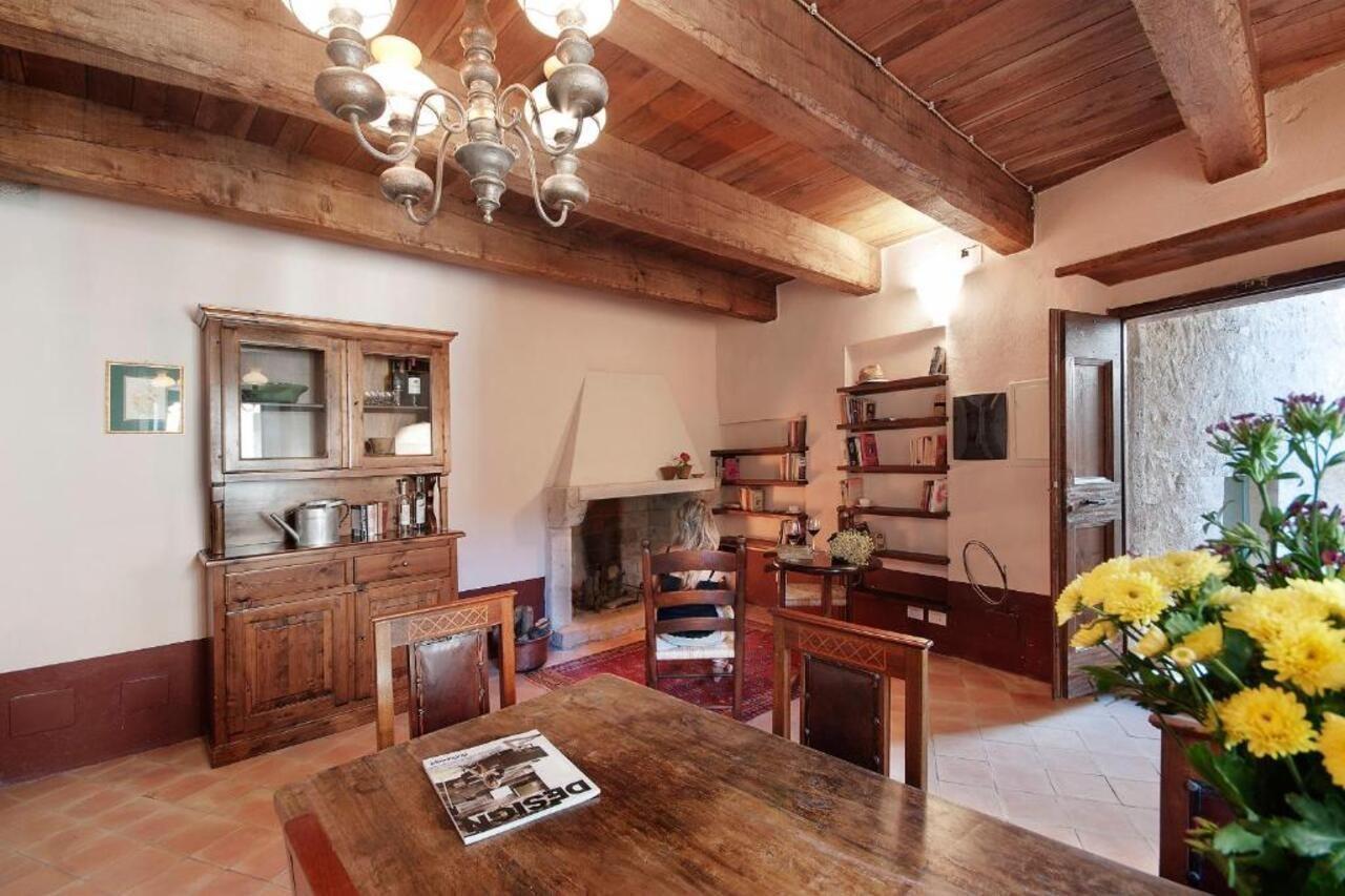 מלון Sellano Castello Di Postignano מראה חיצוני תמונה